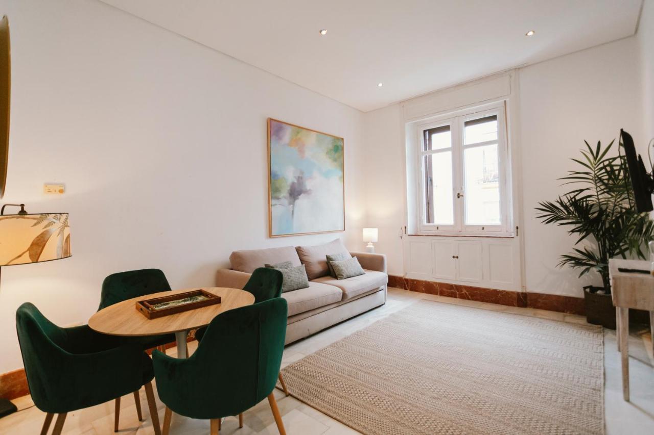 Ferienwohnung Bright And Cozy-1Bd 1Bth & 2Bd 1Bth- La Giralda Sevilla Exterior foto