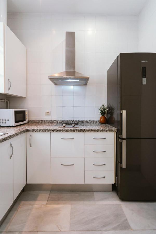 Ferienwohnung Bright And Cozy-1Bd 1Bth & 2Bd 1Bth- La Giralda Sevilla Exterior foto