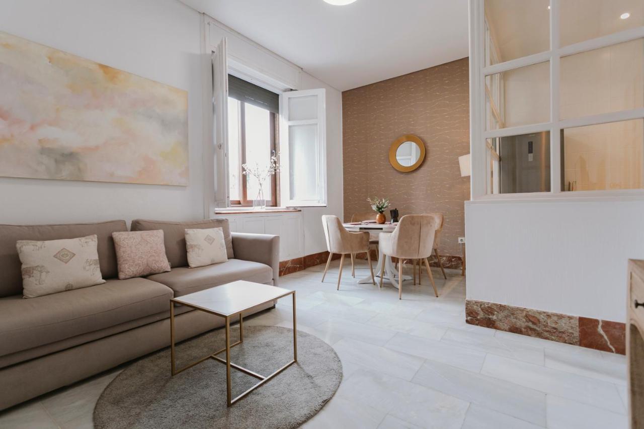 Ferienwohnung Bright And Cozy-1Bd 1Bth & 2Bd 1Bth- La Giralda Sevilla Exterior foto